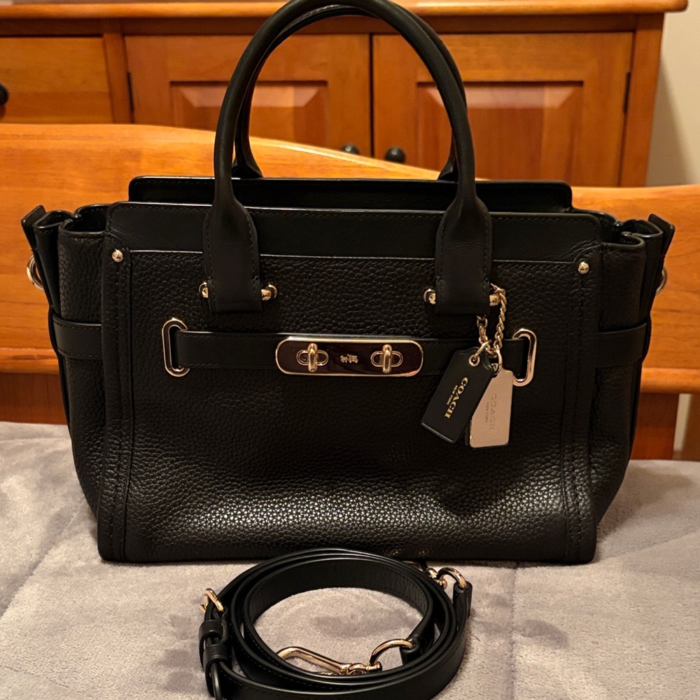 Coach Swagger 27 Satchel - Picture 3 of 9